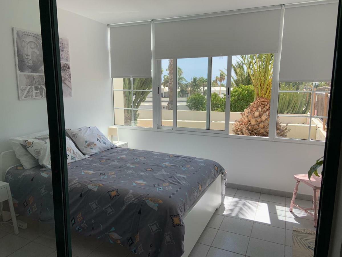 Luxury Estudio En Playa Roca A Primera Linea Del Mar Appartement